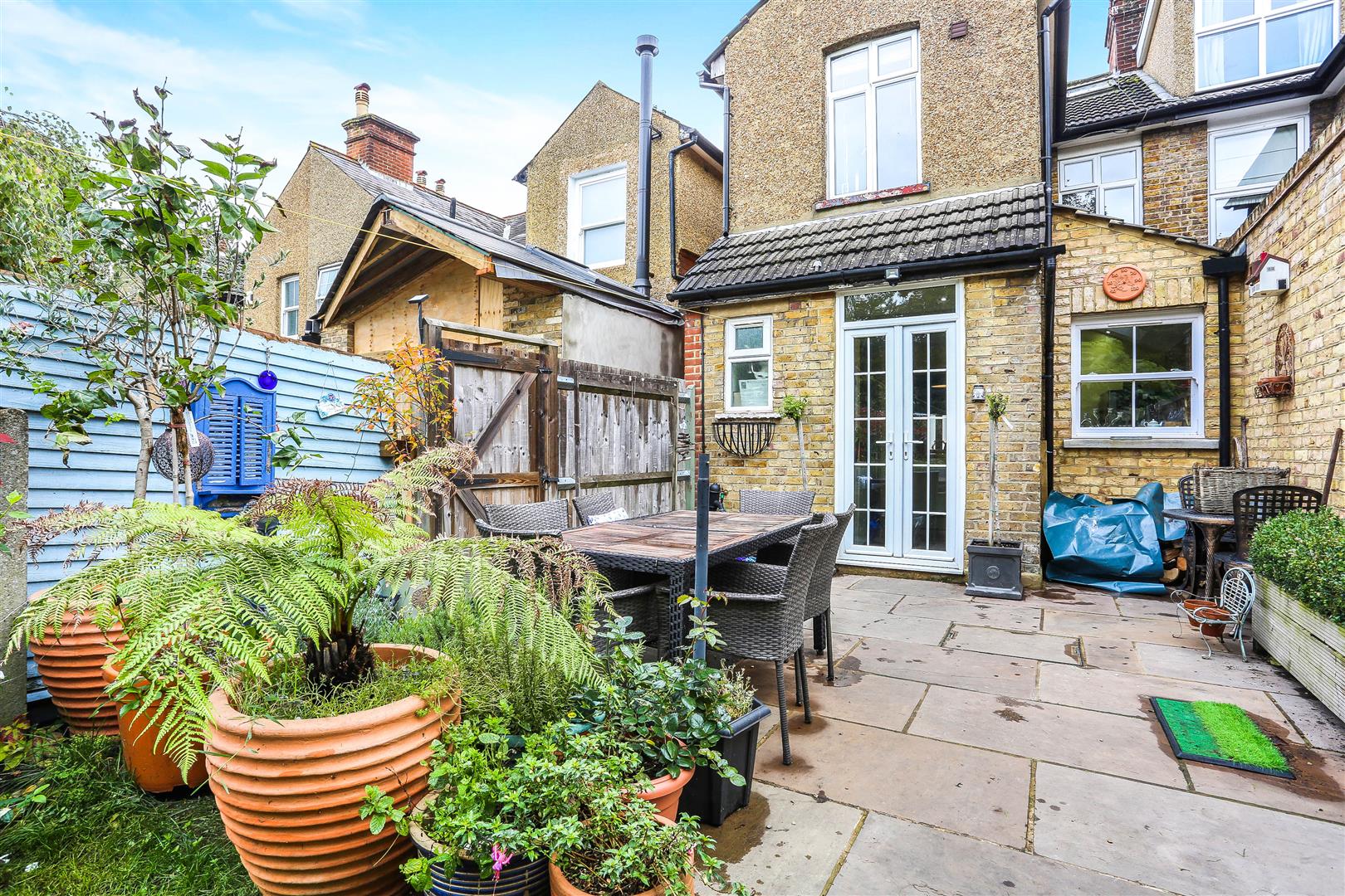 Jubilee Road, Cheam Village Home